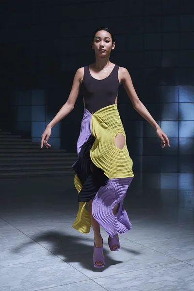 Look 34